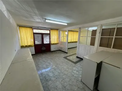 Casa si spatiu comercial cu teren de 229 mp Cantemir - foto 6