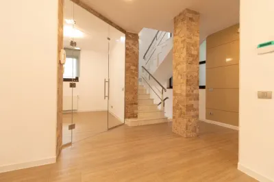 Piata Victoriei | 8 camere | Vila individuala - foto 5