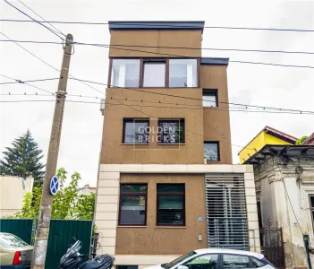 Piata Victoriei | 8 camere | Vila individuala - foto 9
