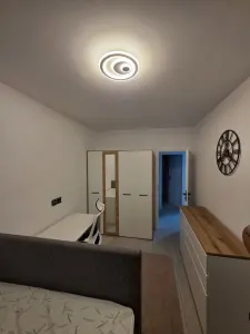 Etaj 2, apartament nou, 3 camere,  balcon, parcare subterana - foto 8
