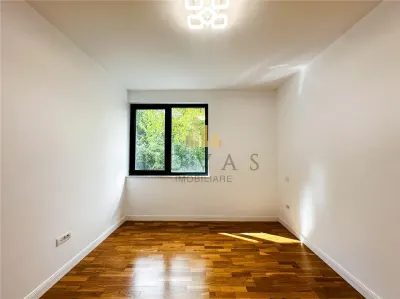 Inchiriere Vila 5 Camere Pipera - Erou Iancu Nicolae - foto 15