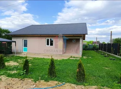 Casa P+M, constructie 2023, boltari, LA ROSU, Chiscani - Chiscani