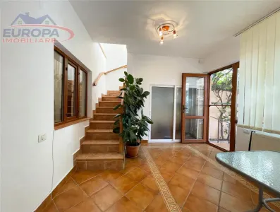 Casa de vanzare P+M zona centrala Tulcea - foto 5