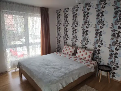 Proprietar -inchiriez apartament 2 camere - foto 4