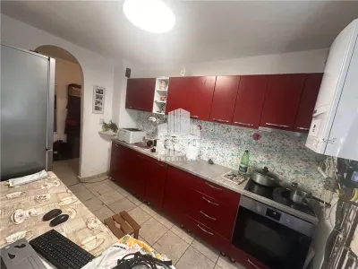Decomandat, 53 mp cu centrala propie linga Generala 30 - foto 10