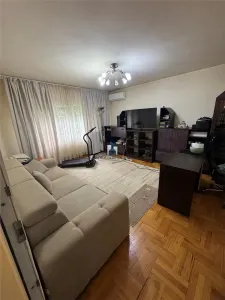Apartament 4 camere Hol H Bld. Brancoveanu, - foto 3