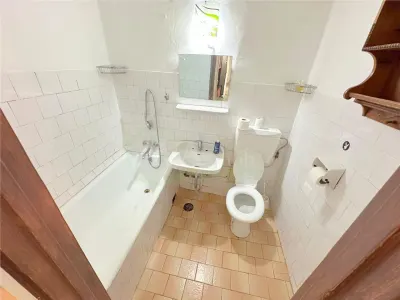 Apartament 3 camere semidecomandat, zona Narcisa - foto 8
