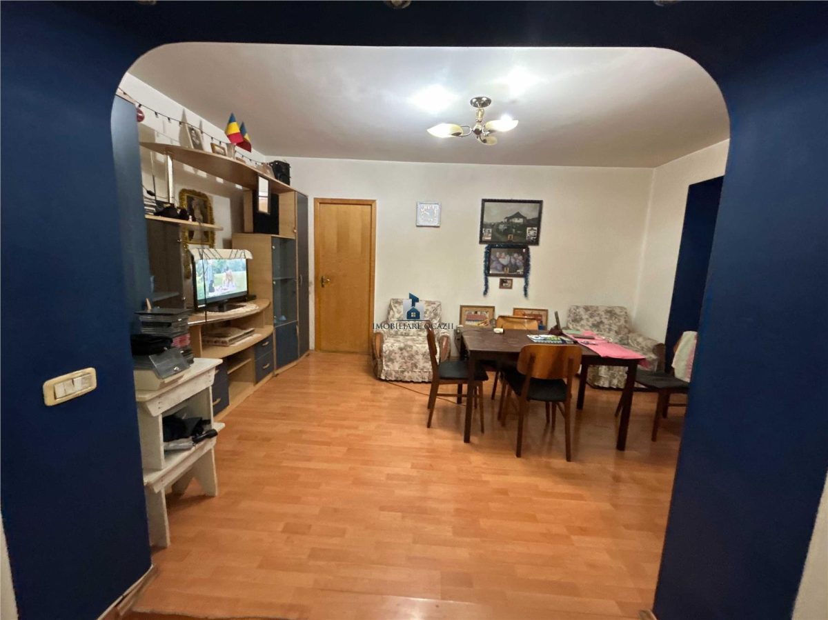 Apartament 2 camere Semidecomandat Secuilor - Bucuresti