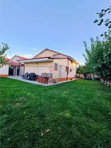 Vila 4 cam 190mp construiti,  2015, teren 1000 mp, Varsatura - foto 14