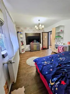 Vila 4 cam 190mp construiti,  2015, teren 1000 mp, Varsatura - foto 7