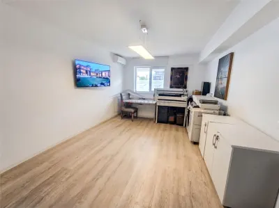 Spațiu 141mp | Bloc Nou | 3 Parcari | Vis-a-vis Santa Fe S-962 - foto 2