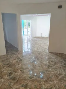 Decomandat cu centrala propie la parter inalt - Timisoara