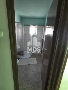 3 camere decomandat, 2 balcoane cu centrala propie - foto 4