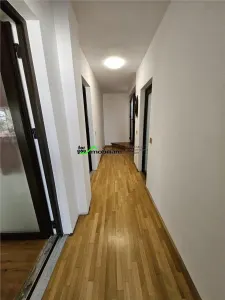 VILA SPATIOASA CU 7 CAMERE | 361 MP CONSTRUITI | TEREN 907 MP | HEMEIUS, BACAU - foto 9