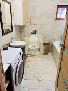 Apartament modern cu 3 camere balcon si parcare Calea Poplacii - foto 4