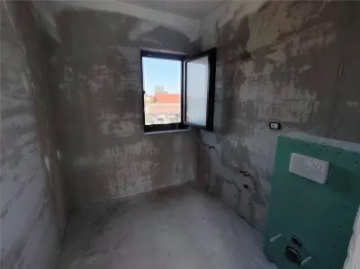 Duplex pe etaj - balcon - personalizare interioara - foto 10
