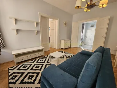 Apartament deosebit cu 2 camere de inchiriat in Centrul Istoric Brasov - foto 13