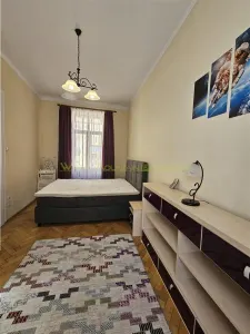 Apartament deosebit cu 2 camere de inchiriat in Centrul Istoric Brasov - foto 21