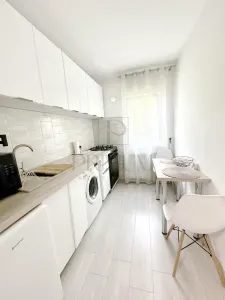 COMPLEX STUDENTESC - 1 CAMERA - DECOMANDAT - RENOVAT - CLIMA - BALCON - Timisoara