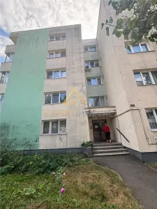 apartament cu 4 camere de inchiriat str Ferenczi Carol  300 Euro - foto 20