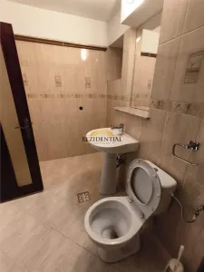 APARTAMENT 3 CAMERE - CENTRAL - foto 5