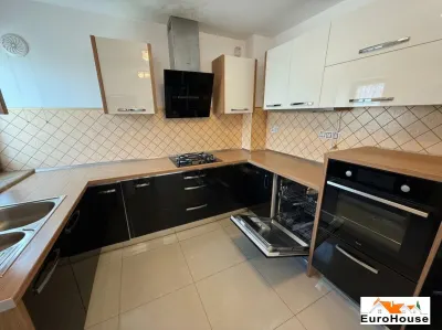Vila De Vanzare in Alba Iulia I 300mp utili I Demisol - Parter - Etaj - foto 2