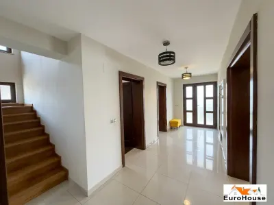 Vila De Vanzare in Alba Iulia I 300mp utili I Demisol - Parter - Etaj - foto 20