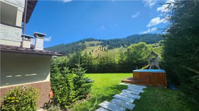 Casă de vacanță în Bucovina | Șaru Dornei | 10 camere cu băi proprii | Salon 130 mp | 650.000 Euro | Comision 0 - foto 4