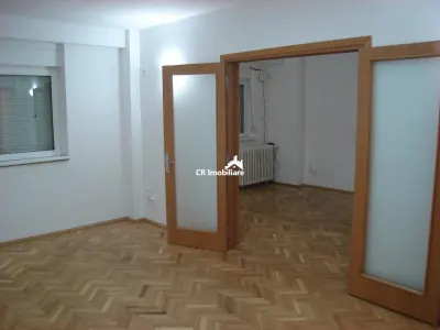 Apartament 4 camere Parter Inalt Calea Calarasilor - foto 3