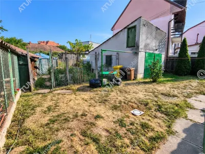 De vanzare casa cu 3 camere, pivnita, garaj si 508 mp teren in Sibiu zona Centrala - foto 14