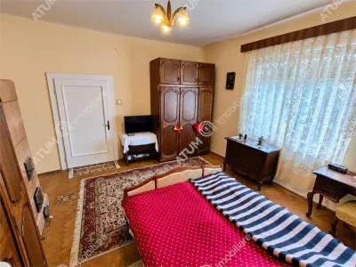 De vanzare casa cu 3 camere, pivnita, garaj si 508 mp teren in Sibiu zona Centrala - foto 19
