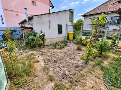 De vanzare casa cu 3 camere, pivnita, garaj si 508 mp teren in Sibiu zona Centrala - foto 25