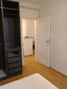 Propietar inchiriez apartmament lux 2 camere in Primaverii - foto 5