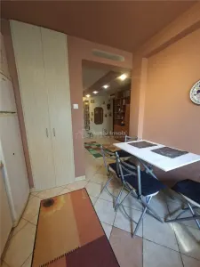 Apartament de inchiriat 3 camere Sibiu zona Strand - foto 7