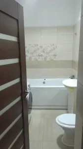 Inchiriez apartament 2 camere Calea Manastur Cluj la 5 min de FSGA si Facultatea de Medicina - foto 7
