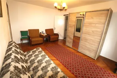 Apartament cu 2 camere, centrala proprie, zona Lipovei - foto 4