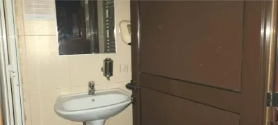Spatiu comercial cu vitrina cu trafic intens - Complexul Studentesc - foto 3