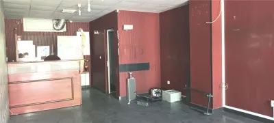Spatiu comercial cu vitrina cu trafic intens - Complexul Studentesc - foto 4