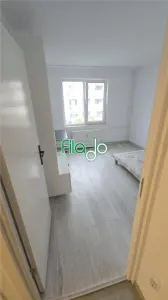 Apartament 3 camere Metrou 1 Decembrie 1918 - foto 2
