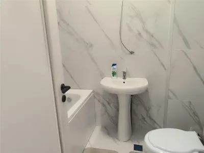 STUDIO PREMIUM ,PRIMA INCHIRIERE , MOBILAT SI UTILAT NOU , COMISION 0% - foto 7