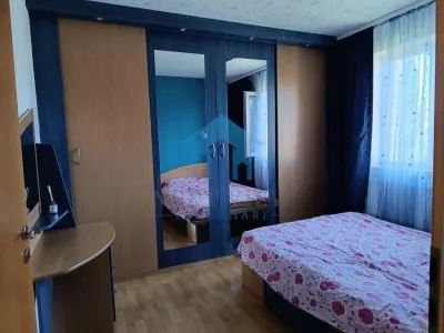 Apartament 3 camere, Dambul Rotund - foto 1