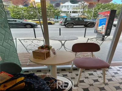 Inchiriere spatiu pretabil Horeca - foto 4