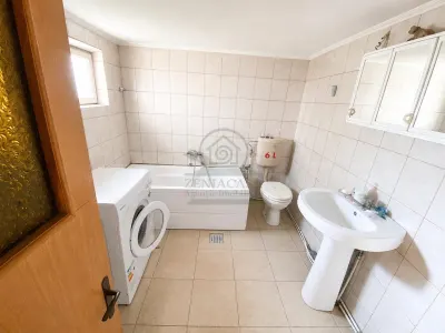Casa 4 camere Raducaneni Iasi + 1600 mp intravilan - foto 14