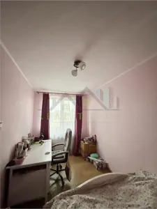 Apartament 3 camere etaj intermediar zona Tractorul - foto 3