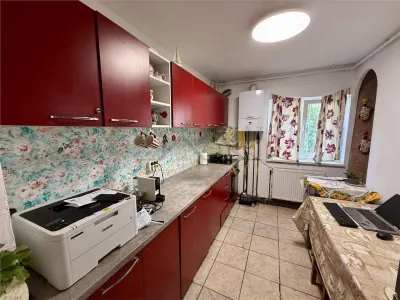 Apartament  2 camere, decomanda, 52 mp - Zona Soarelui - foto 2