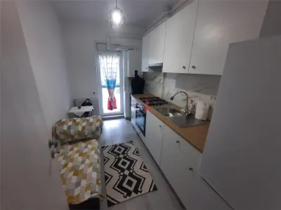 Inchiriere garsoniera cu centrala proprie, terasa si curte - Popesti Leordeni - foto 3