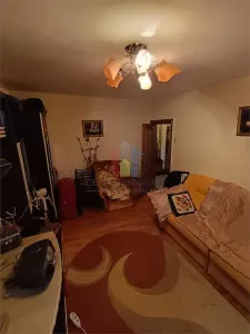 Ap 2 camere, Decomandat,Etaj 3, zona Dorobanti - foto 3