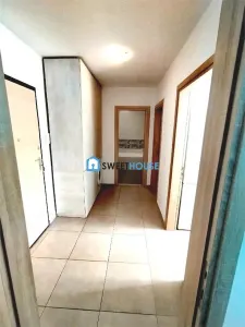 Apartament 2 camere de vanzare Tractorul - foto 4