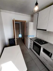 Apartament 2 camere de vanzare Tractorul - foto 7