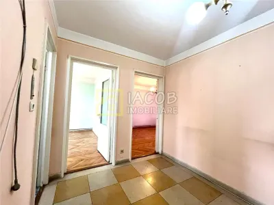 Apartament 2 camere decomandate, etaj 3, zona Energiei, str. Banatului 3 - foto 11